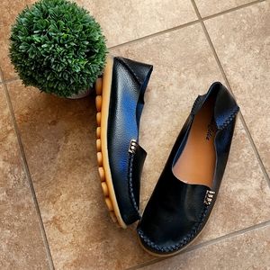 Womens comfort walking flat
